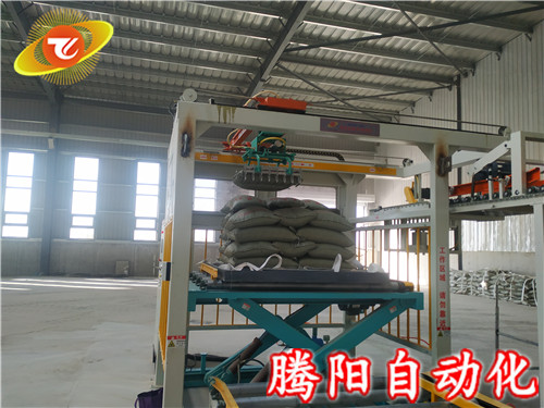 全自動(dòng)碼垛機(jī)器人是提高企業(yè)效率的利器